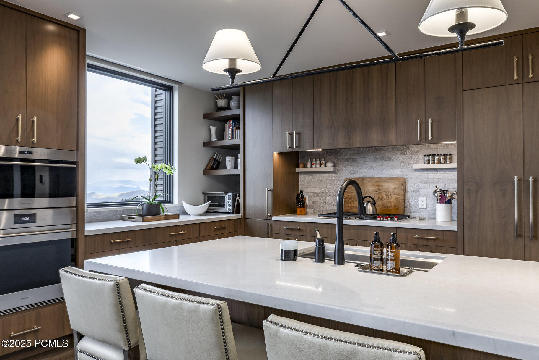 7677 Village Way 503