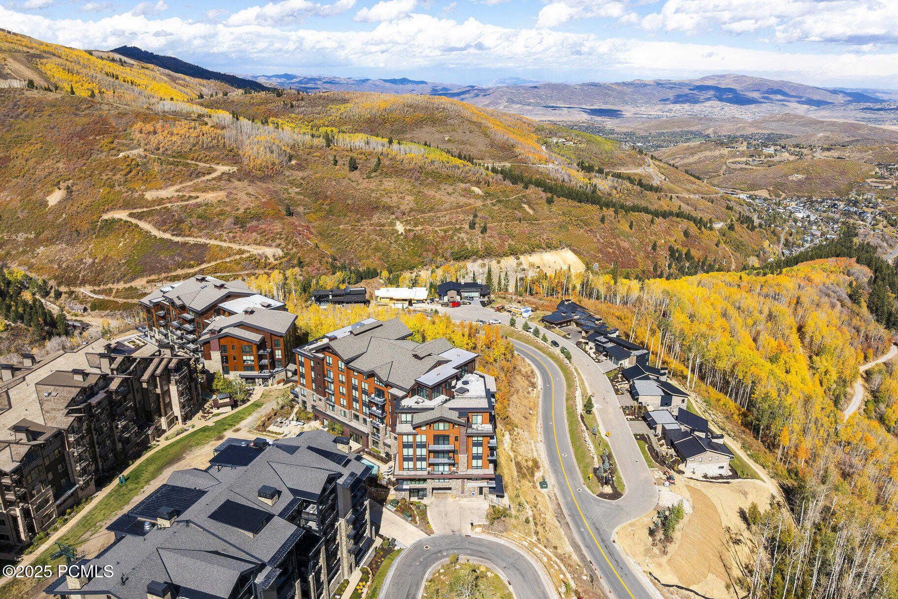 7677 Village Way 503