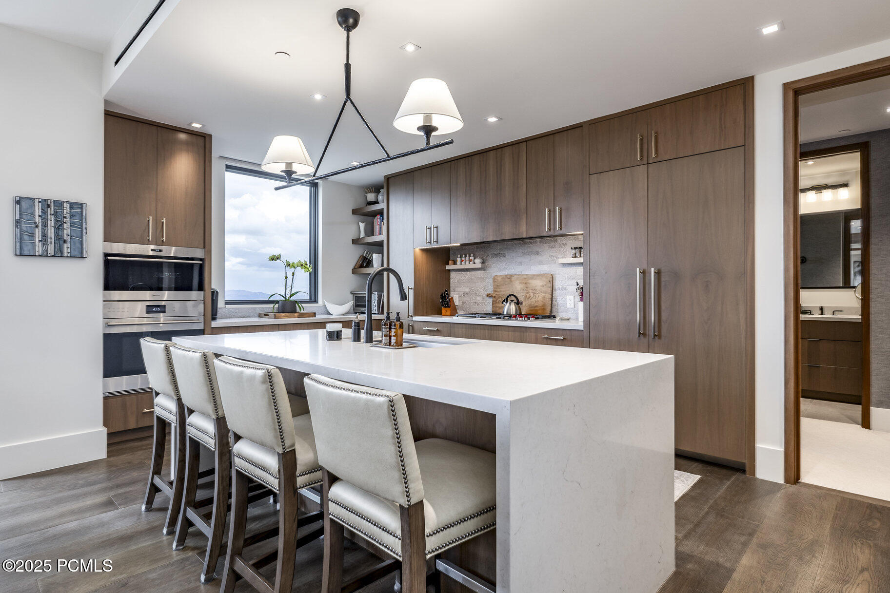 7677 Village Way 503