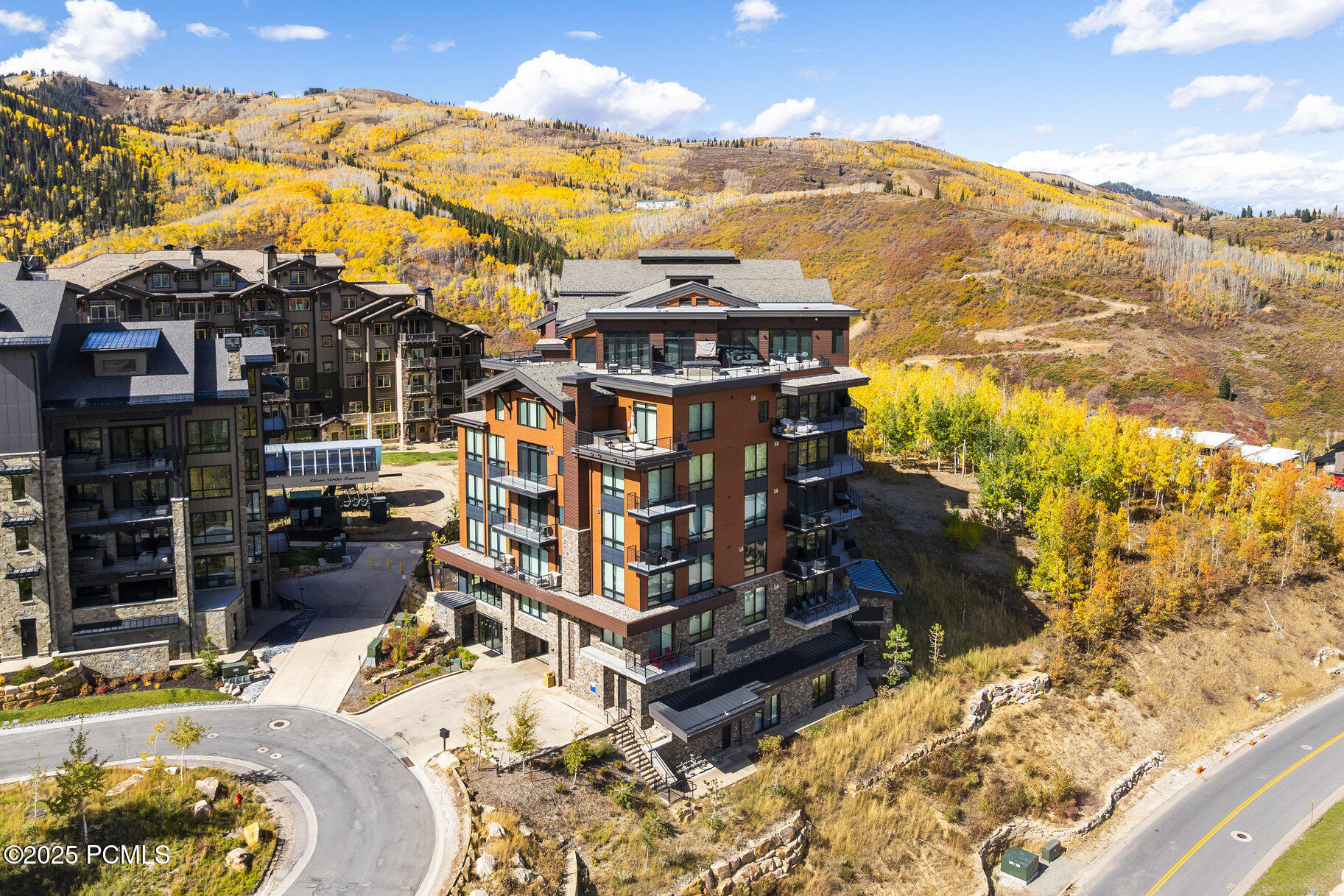 7677 Village Way 503