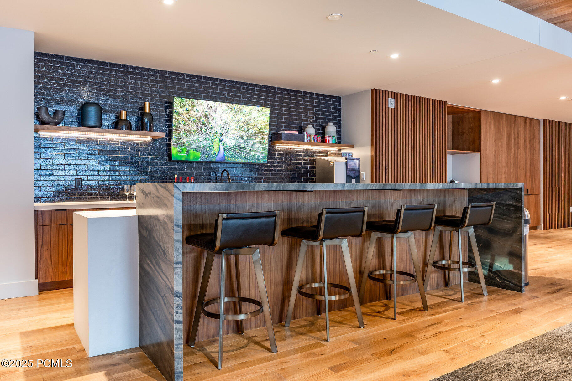 7677 Village Way 503