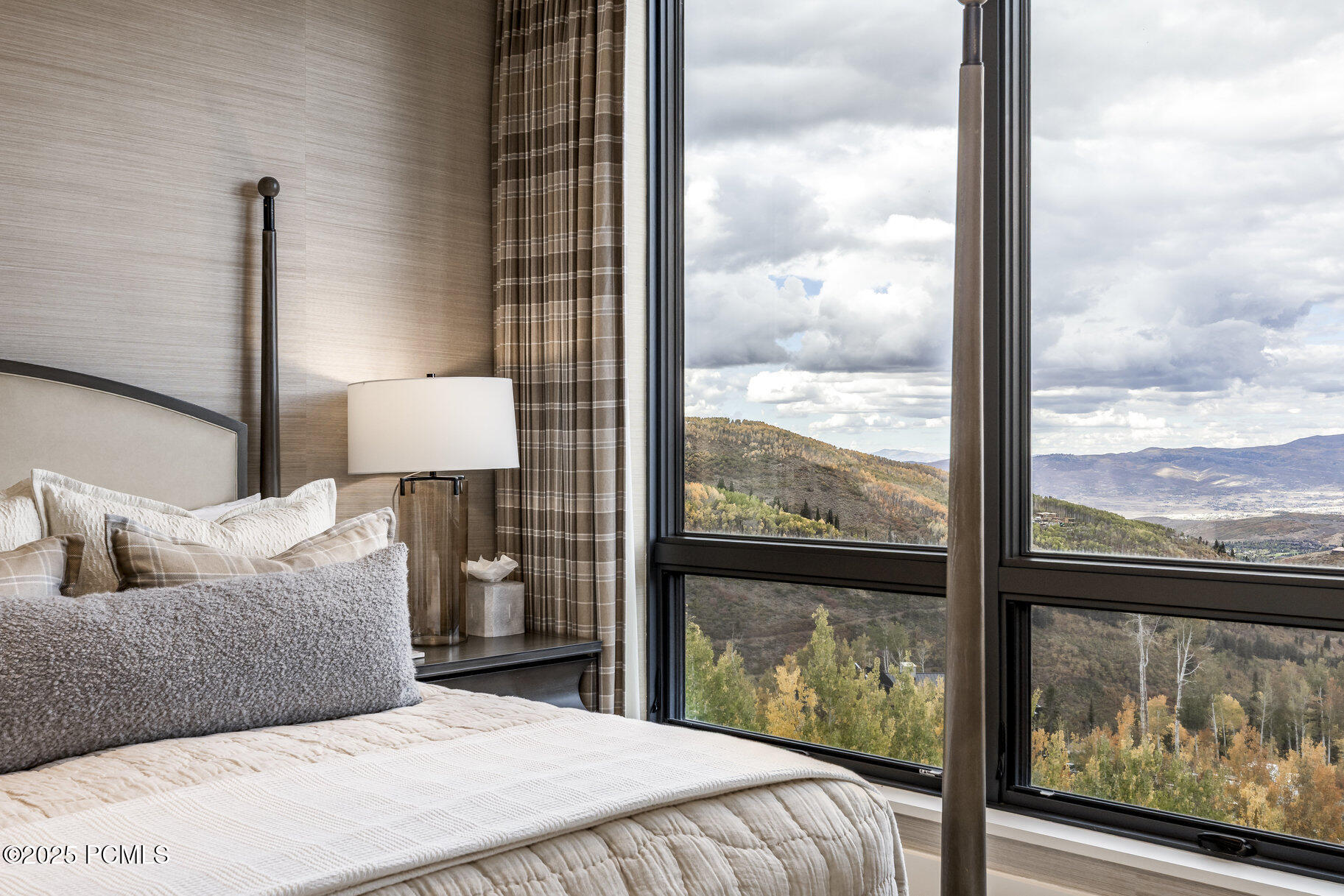 7677 Village Way 503