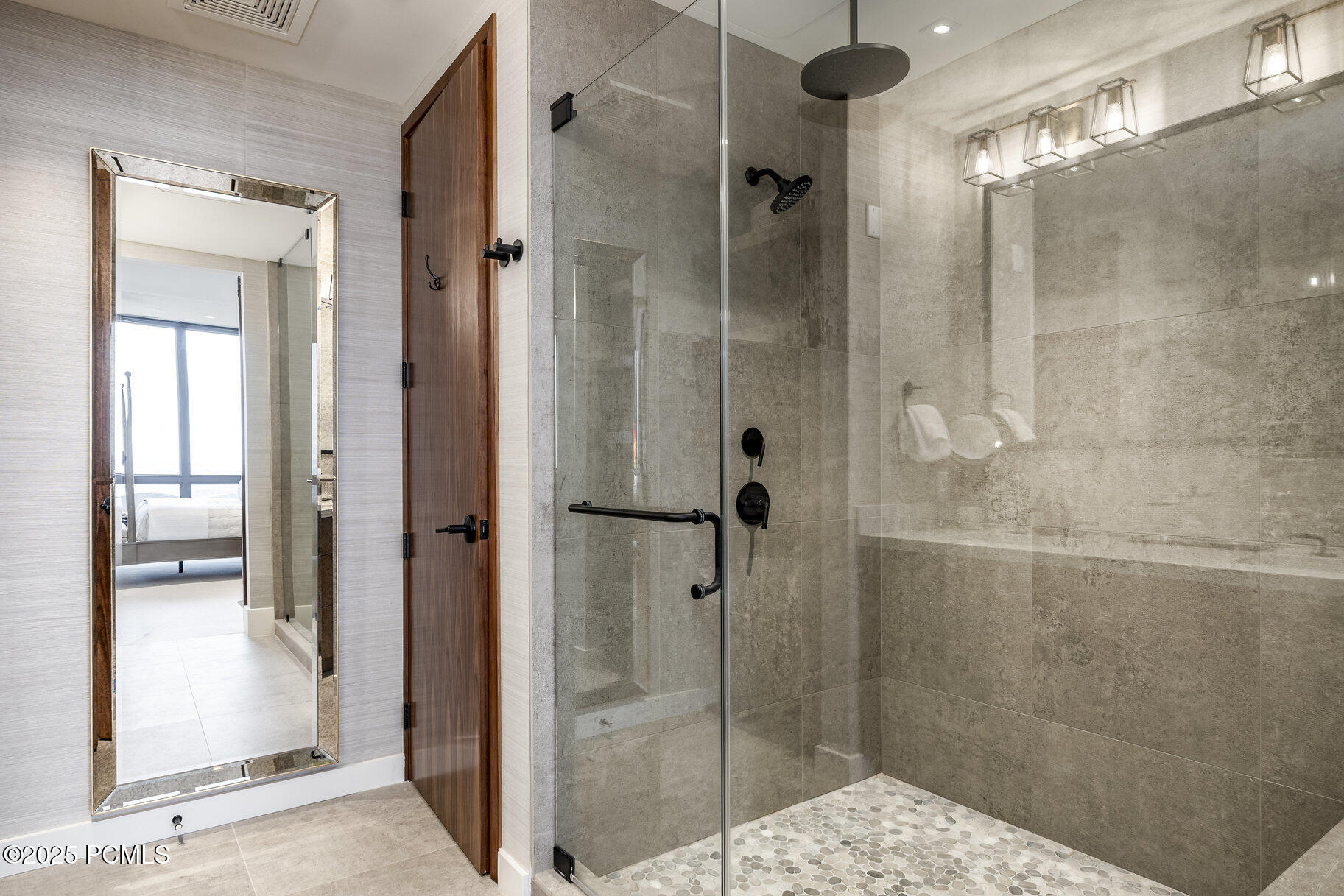 7677 Village Way 503