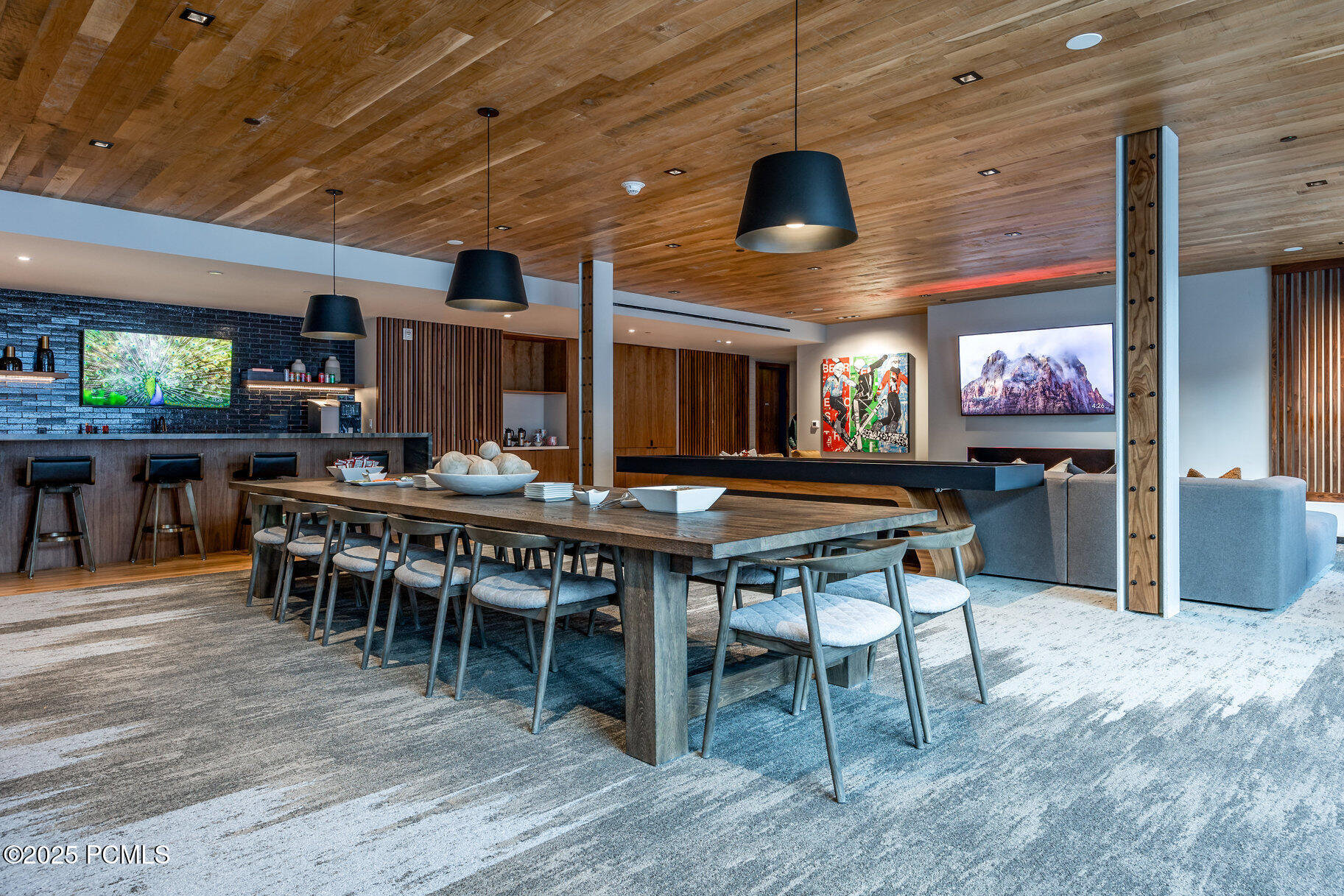 7677 Village Way 503