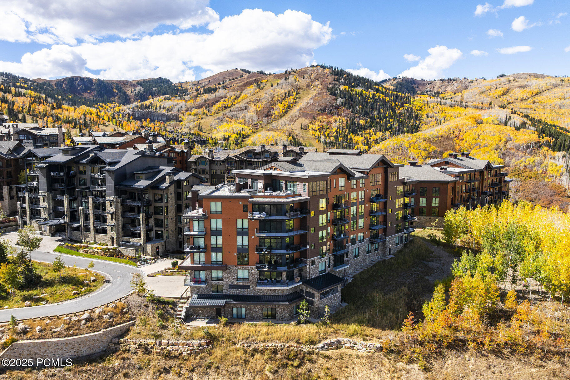 7677 Village Way 503