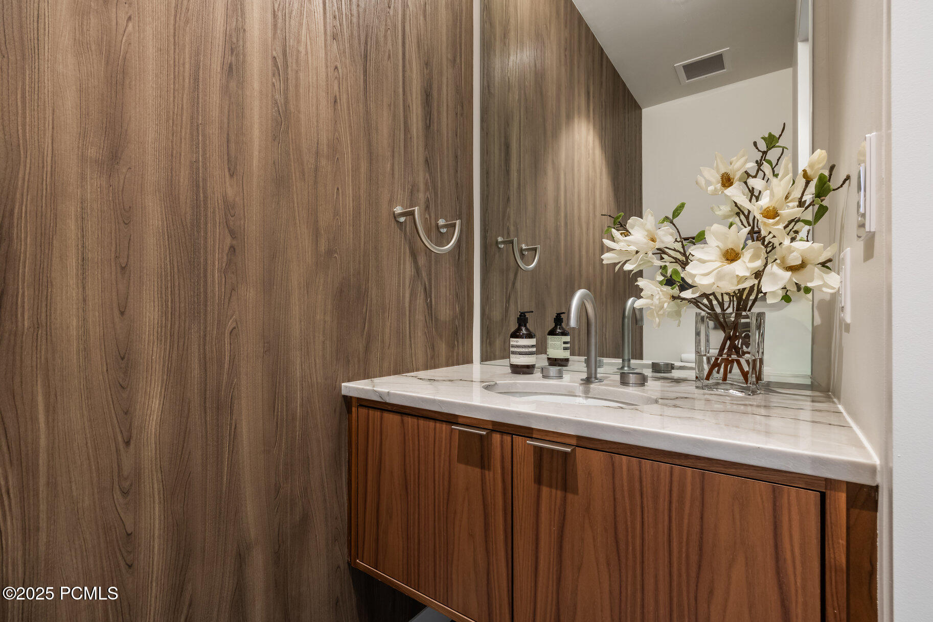 3267 W Deer Hollow Road 3403