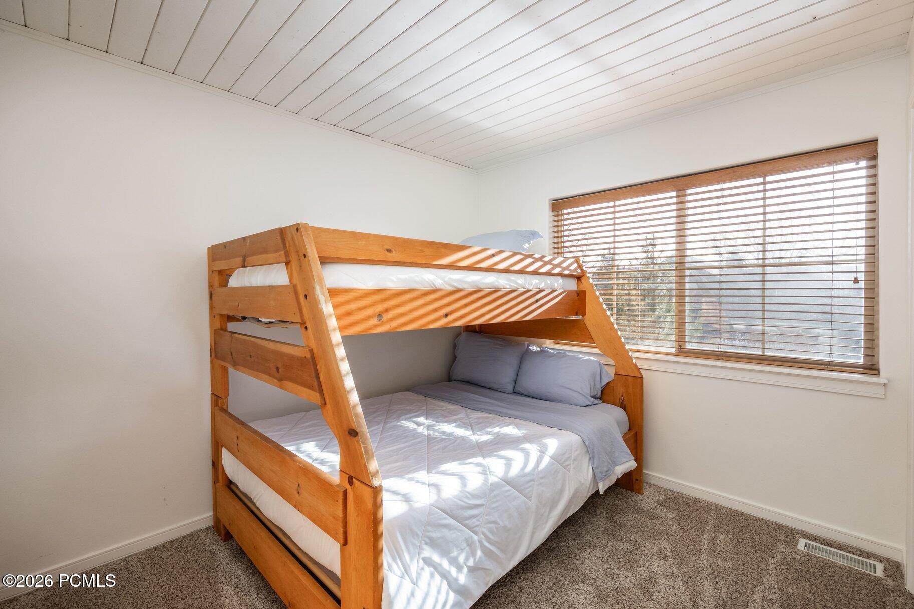 5477 Bobsled Boulevard