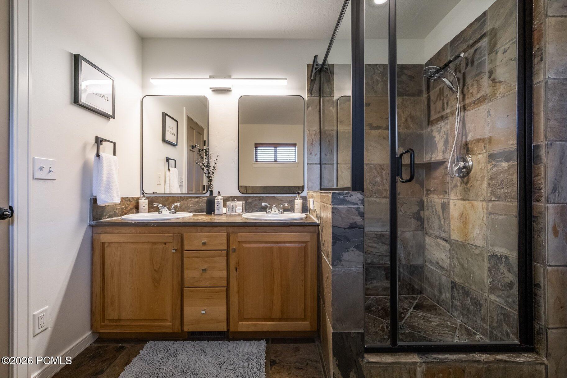 5477 Bobsled Boulevard