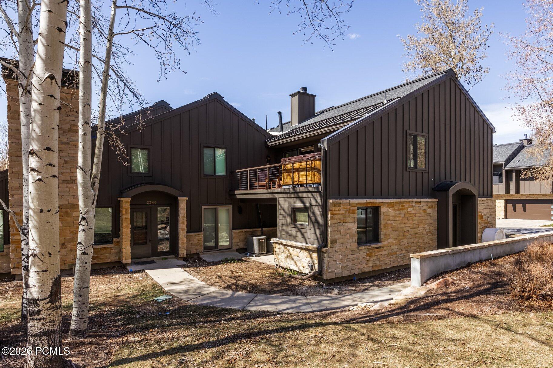 2358 Good Trump Court