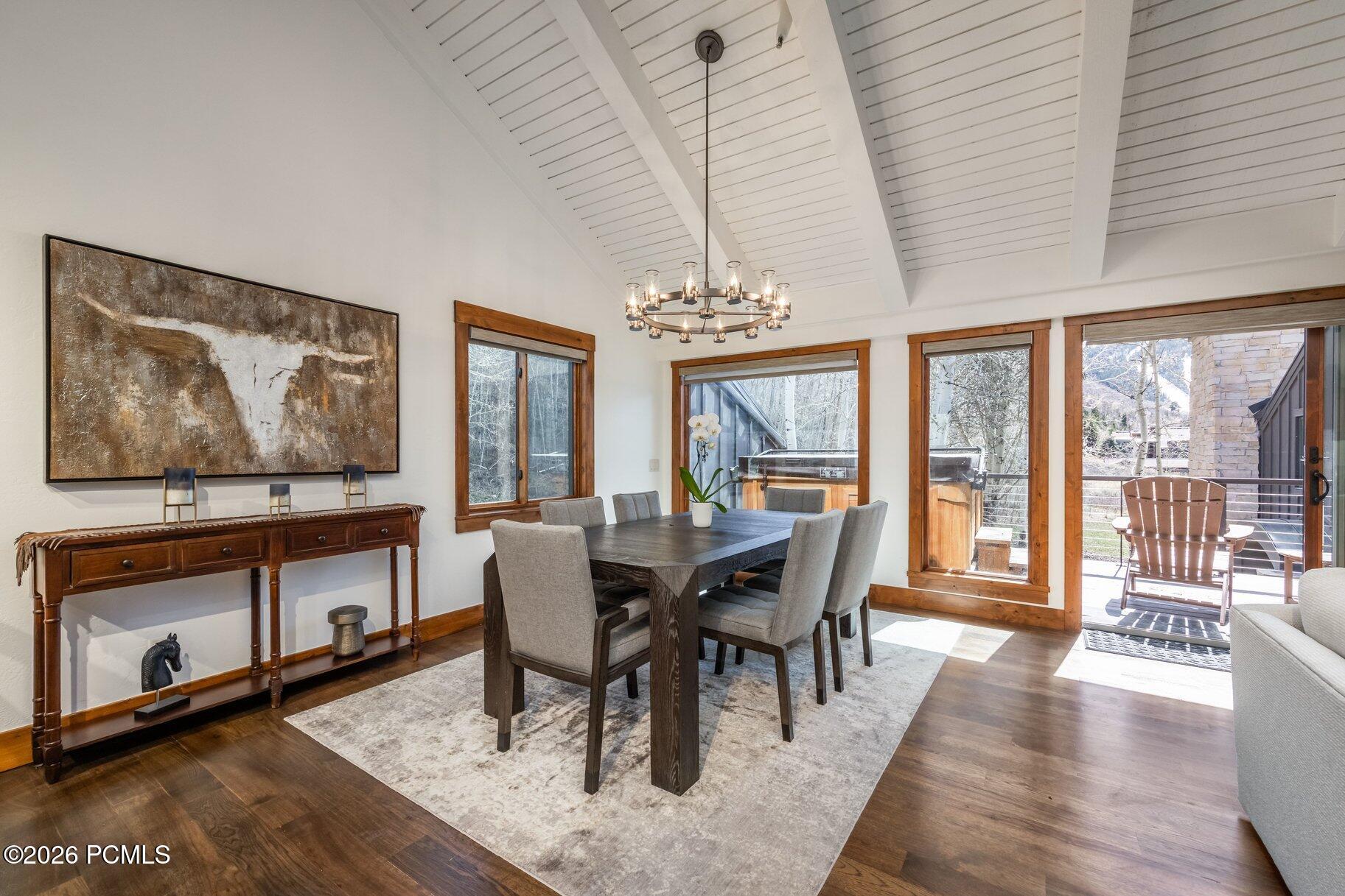 2358 Good Trump Court