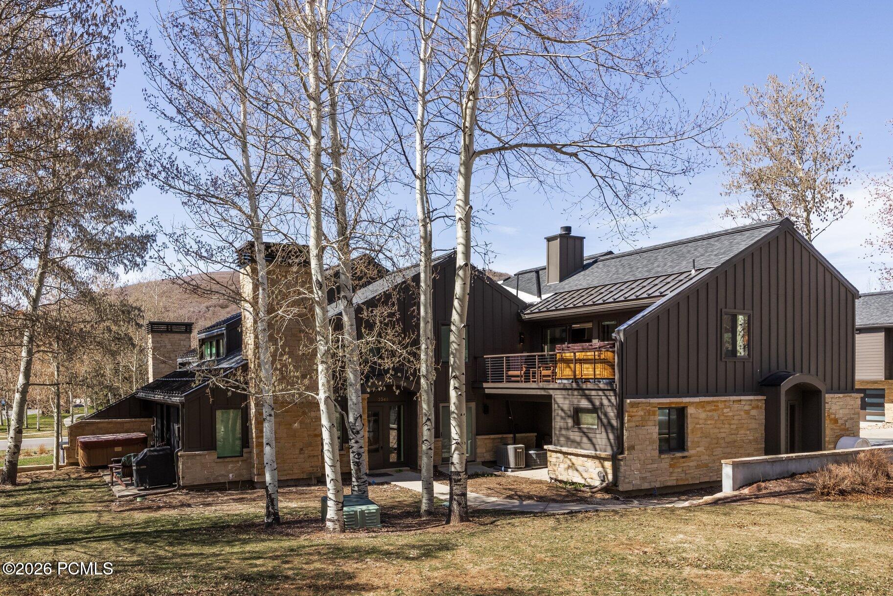 2358 Good Trump Court