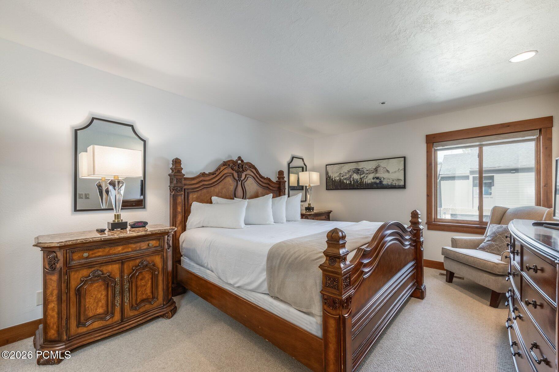 2358 Good Trump Court