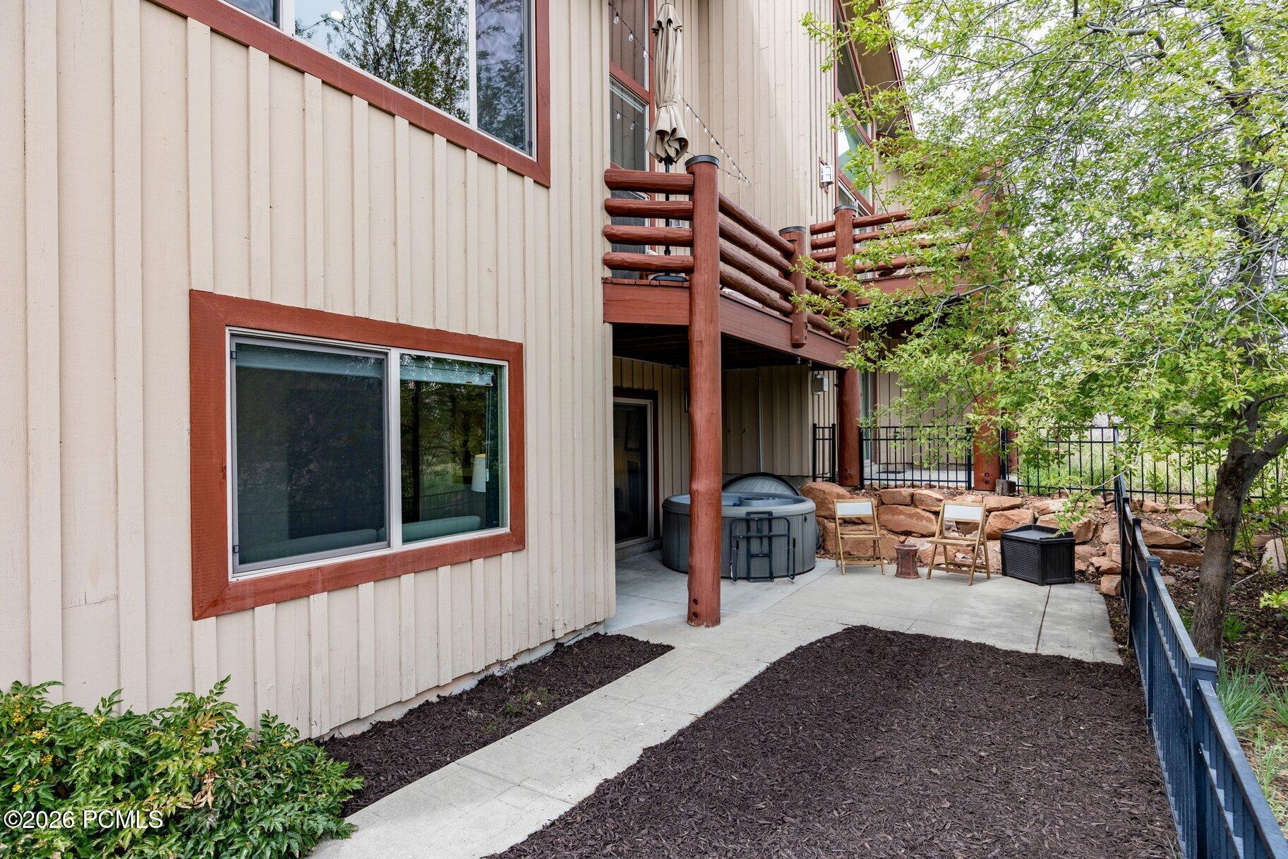 3433 Cedar Drive