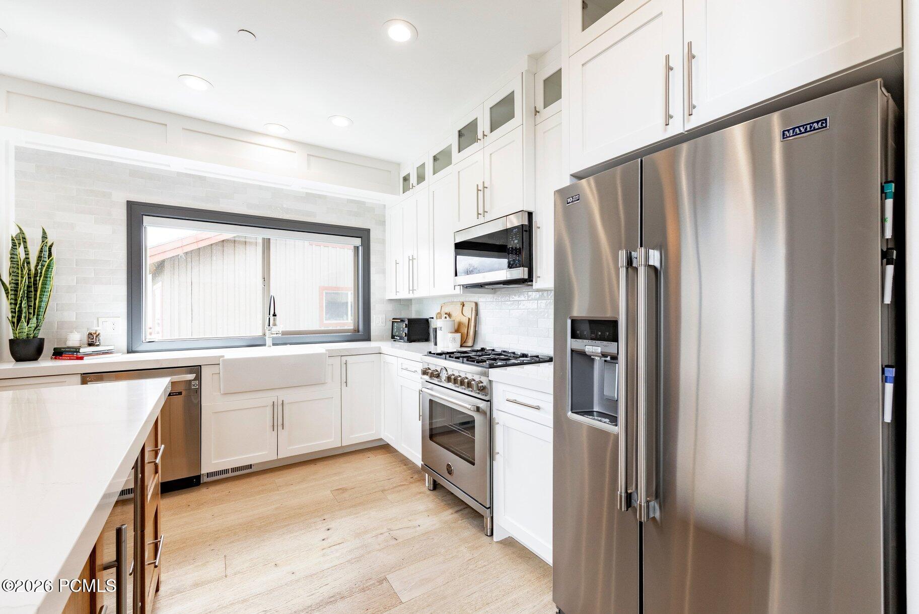 3433 Cedar Drive