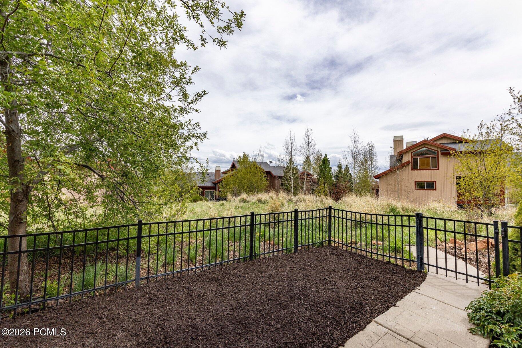 3433 Cedar Drive