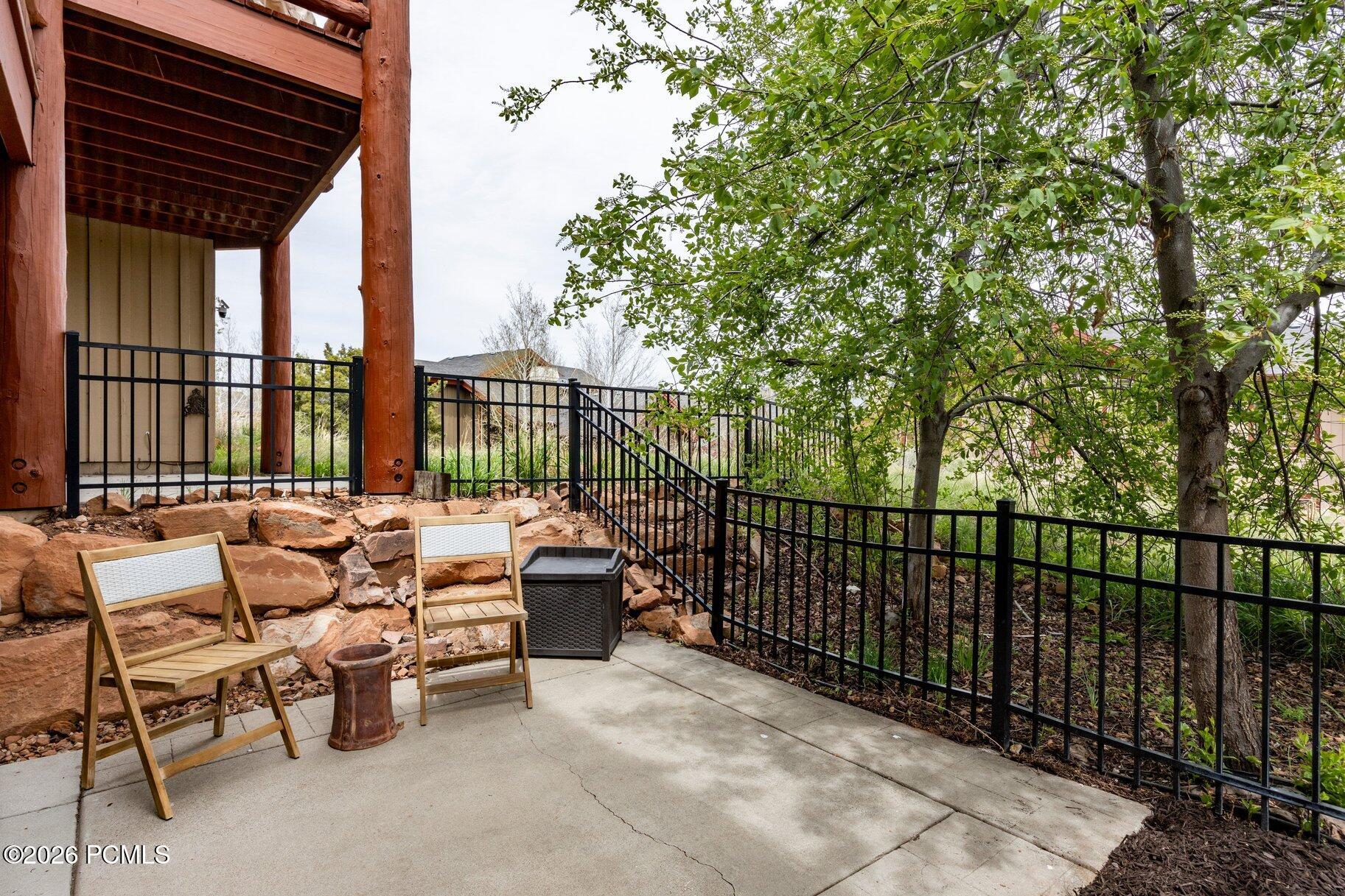 3433 Cedar Drive