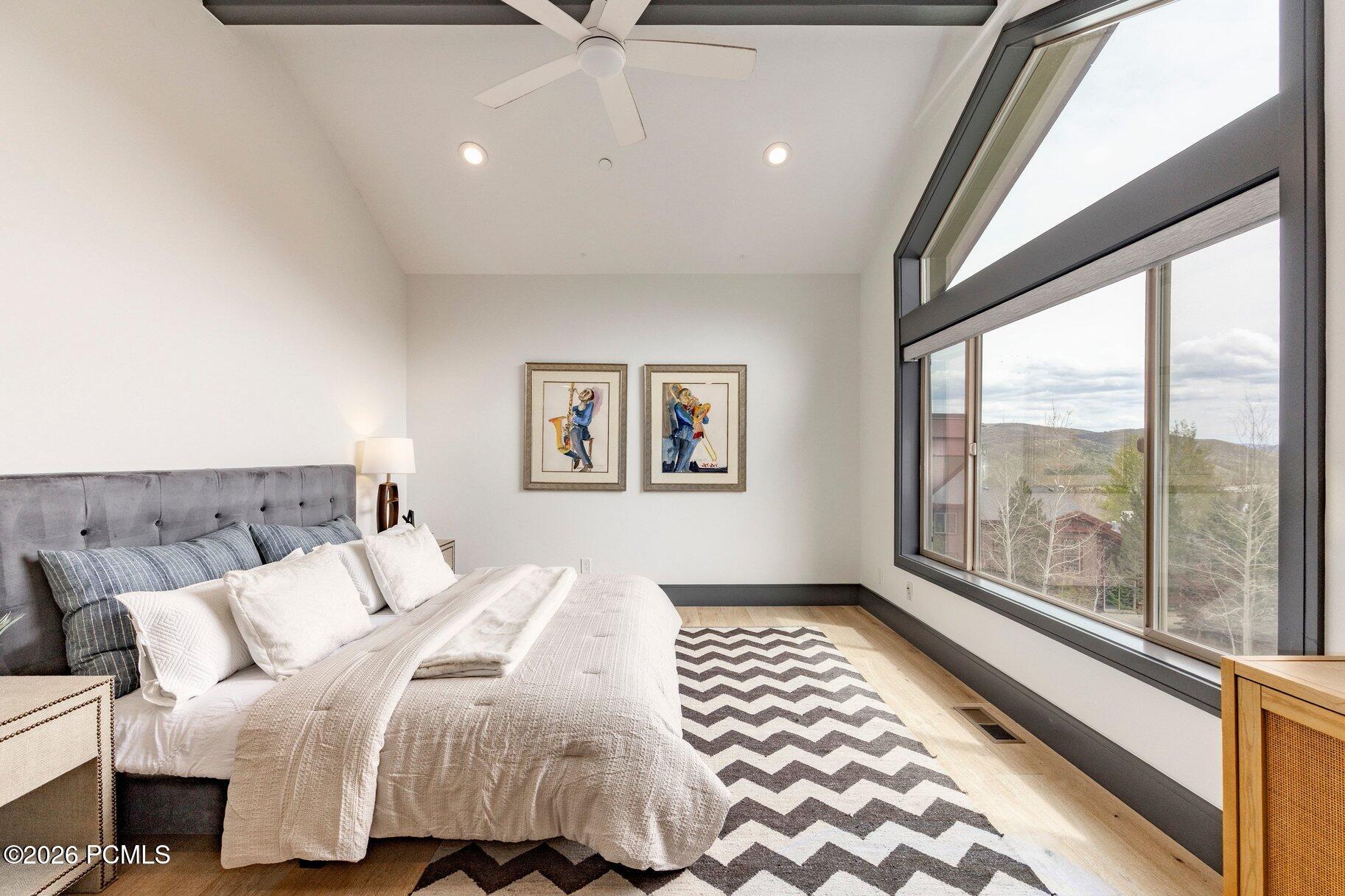 3433 Cedar Drive