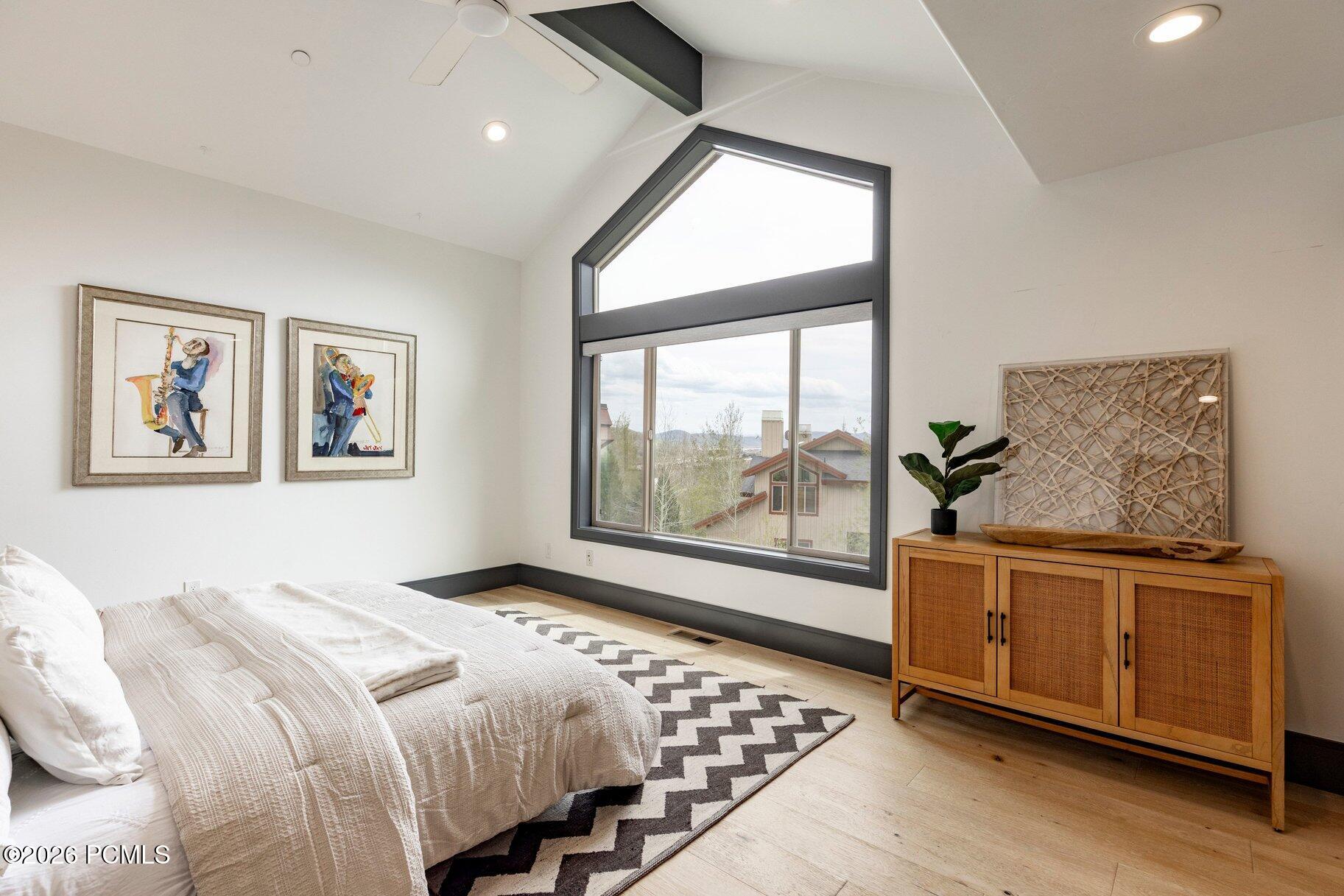 3433 Cedar Drive