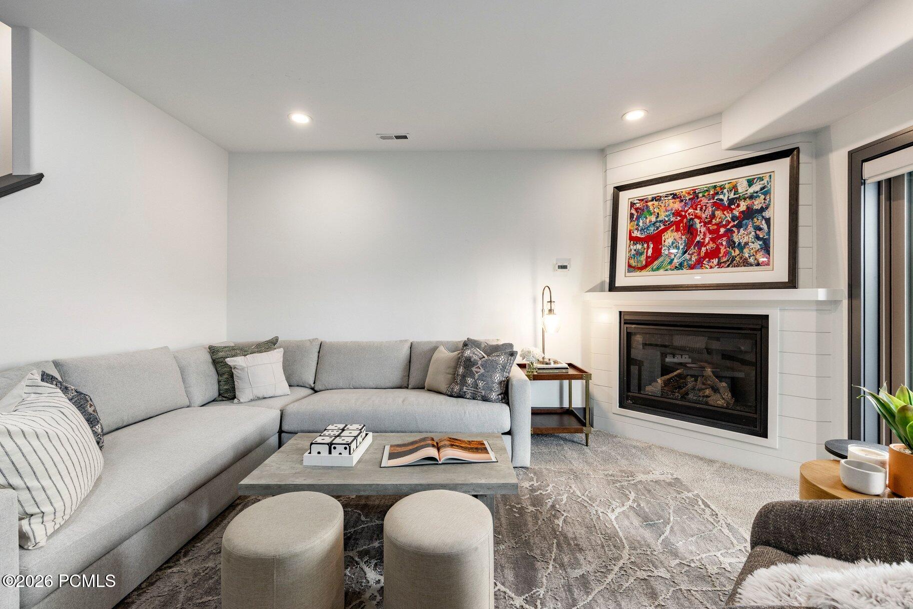 3433 Cedar Drive