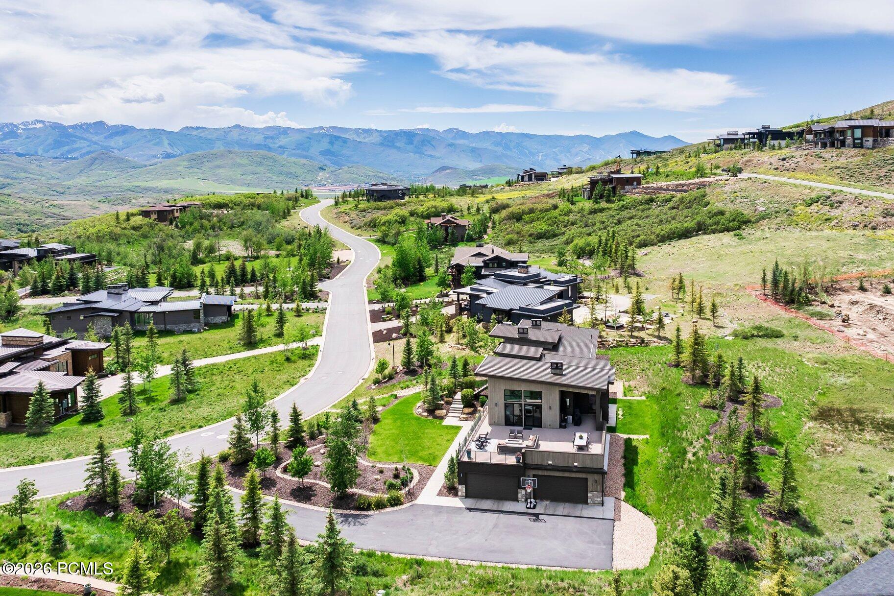 140 W Vista Ridge Road