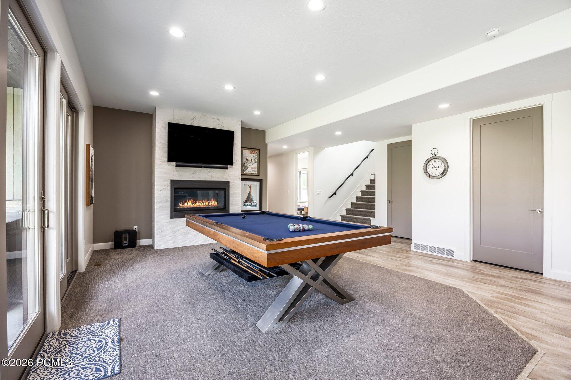 140 W Vista Ridge Road