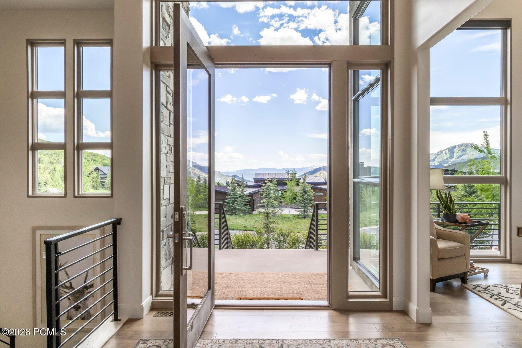 140 W Vista Ridge Road
