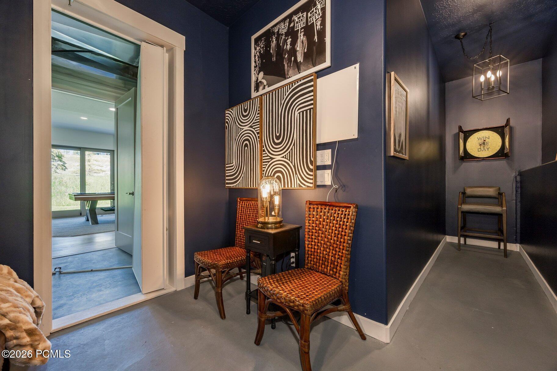 140 W Vista Ridge Road