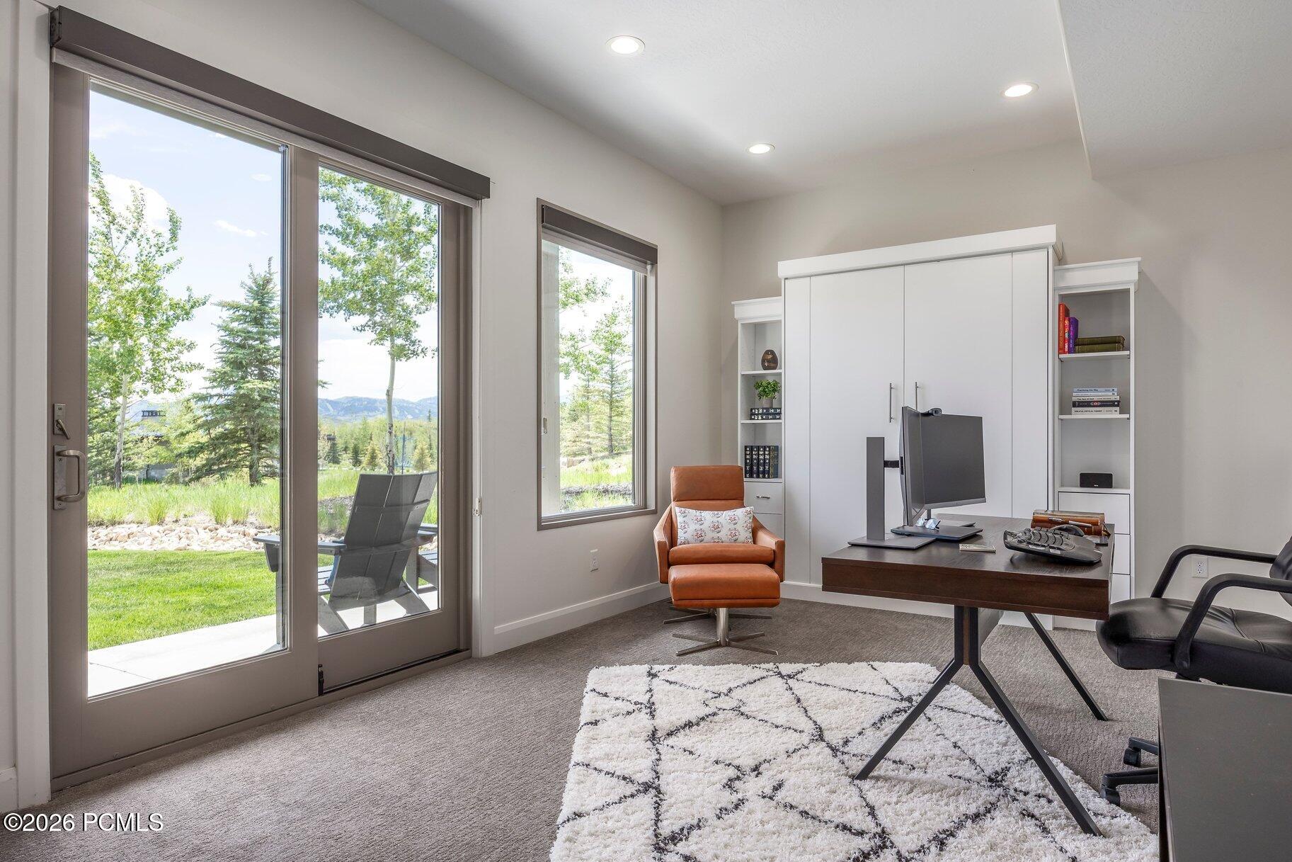 140 W Vista Ridge Road