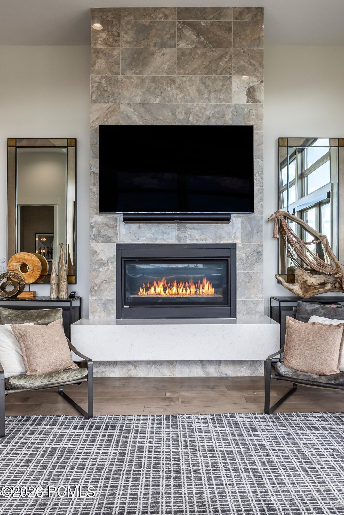 140 W Vista Ridge Road