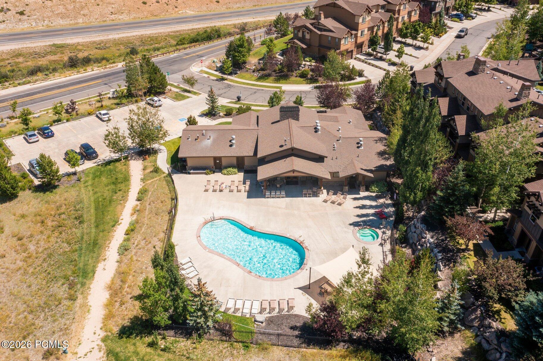 874 W Carving Edge Court