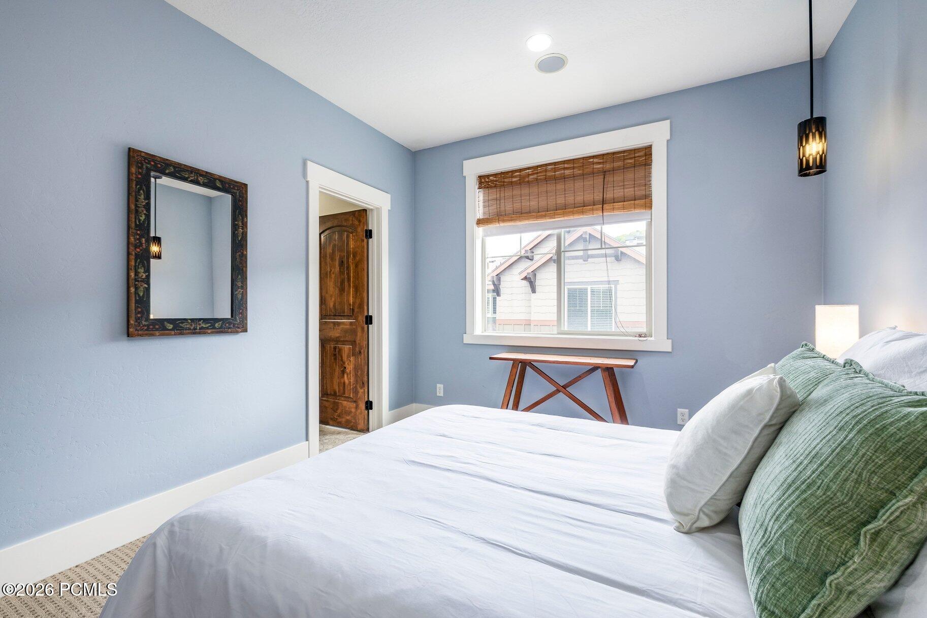 874 W Carving Edge Court