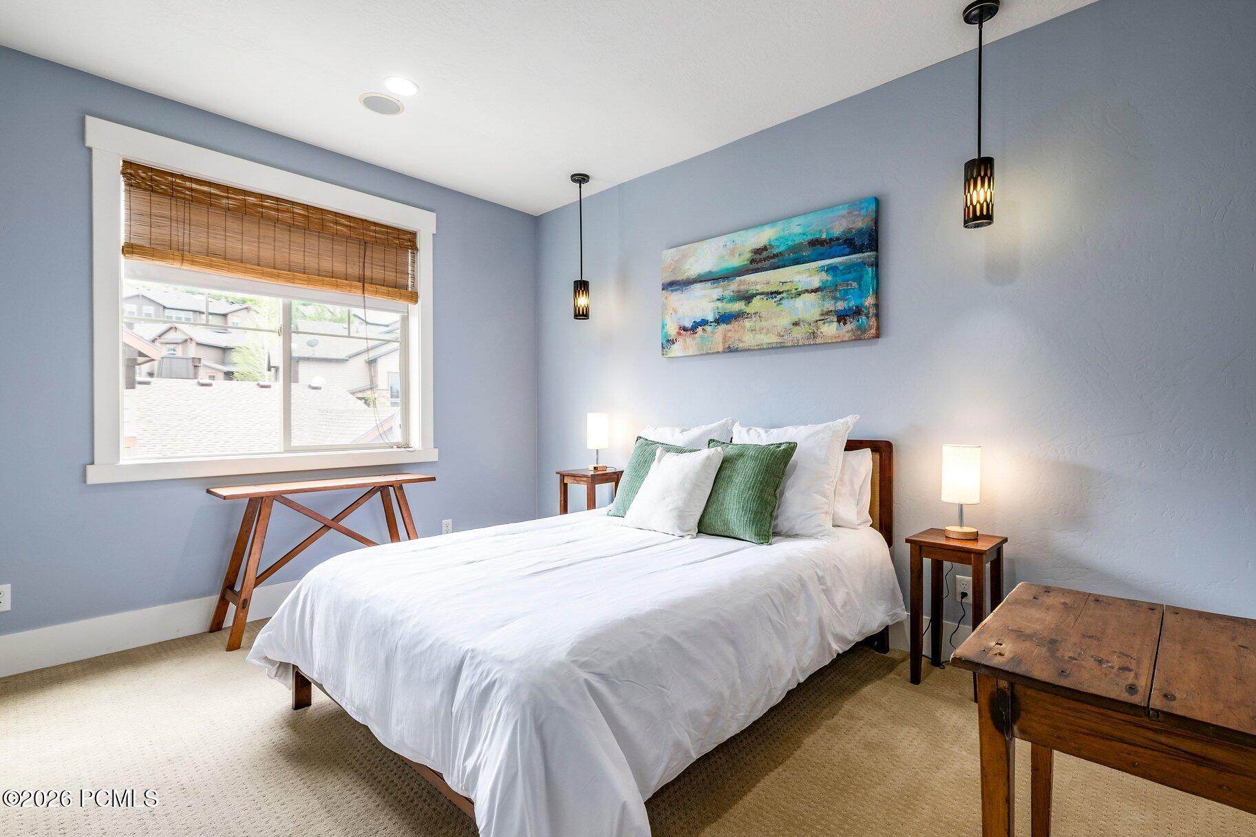 874 W Carving Edge Court