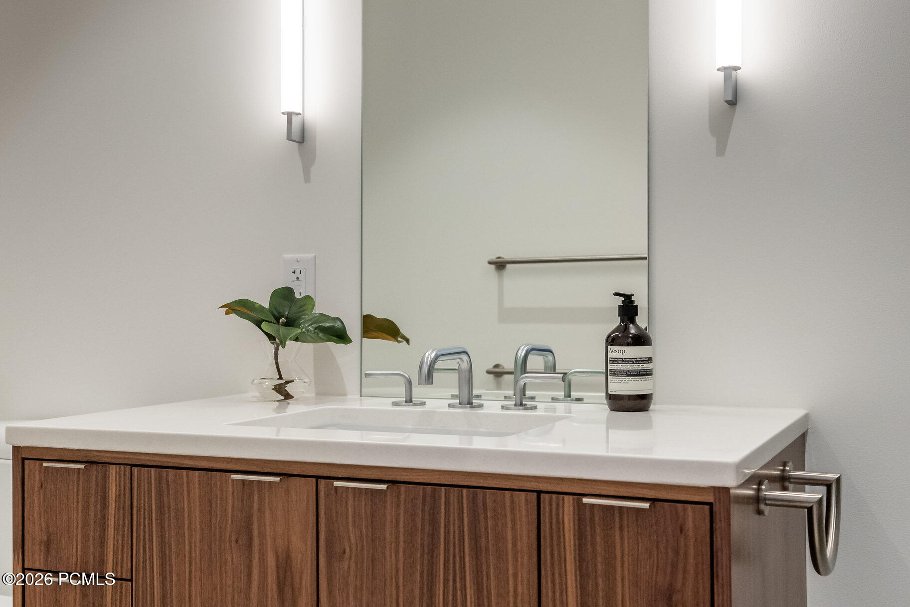 3267 W Deer Hollow Road 3403