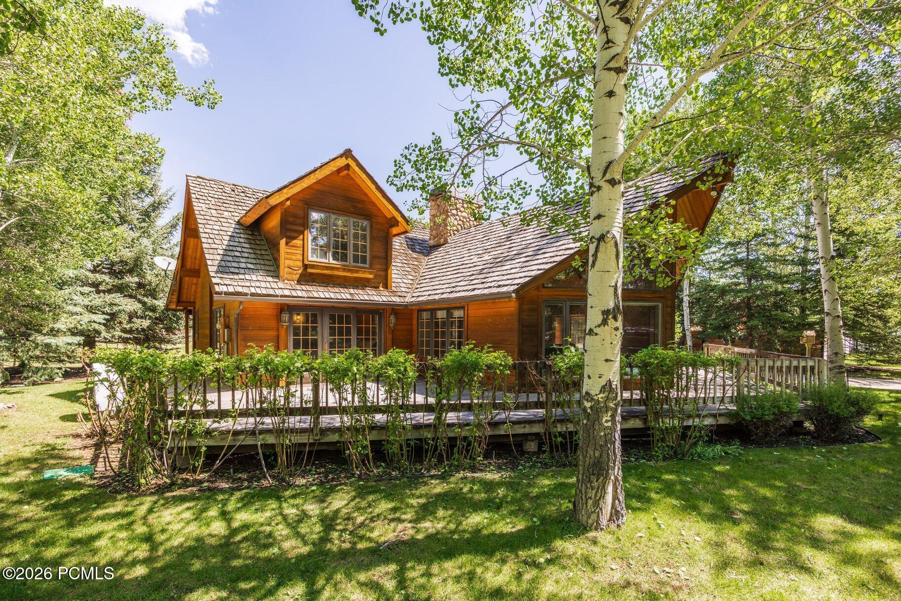 1226 Moray Court
