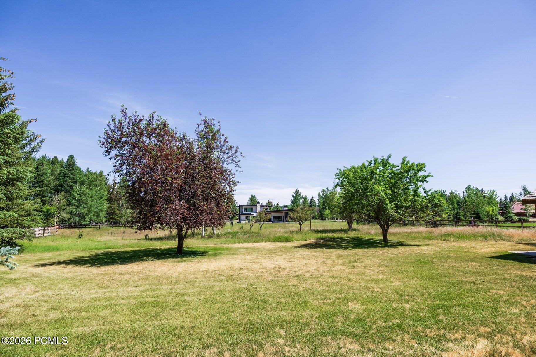 1226 Moray Court