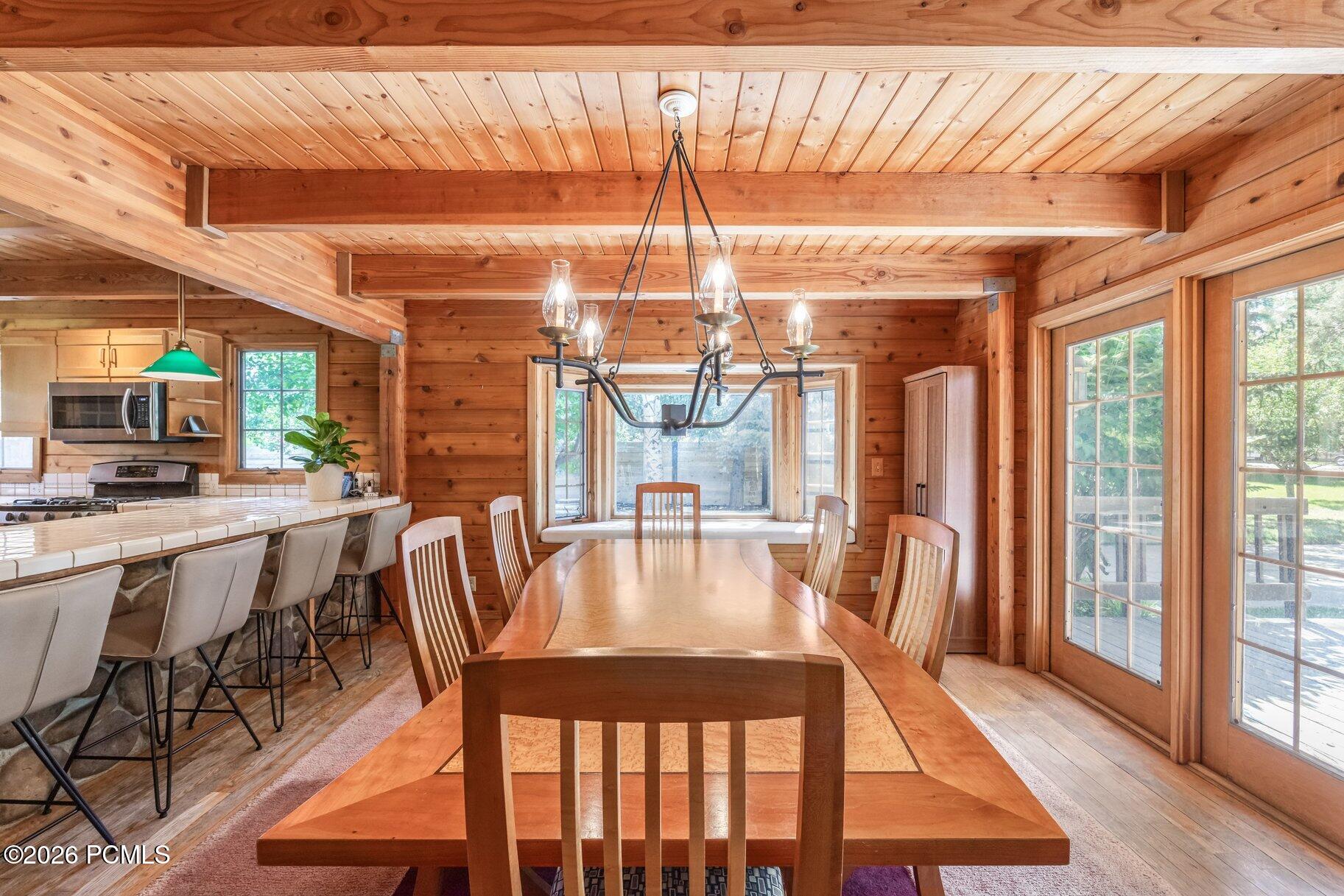 1226 Moray Court