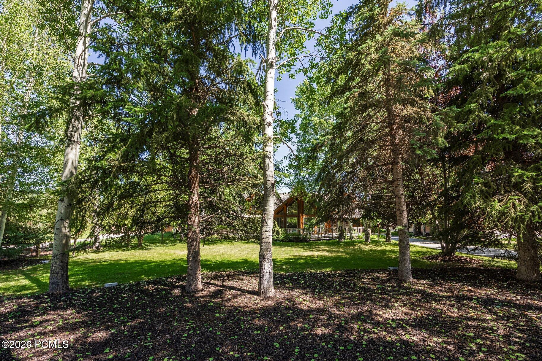 1226 Moray Court