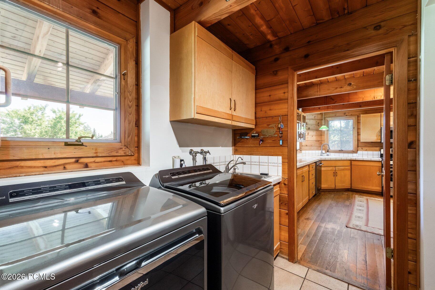 1226 Moray Court