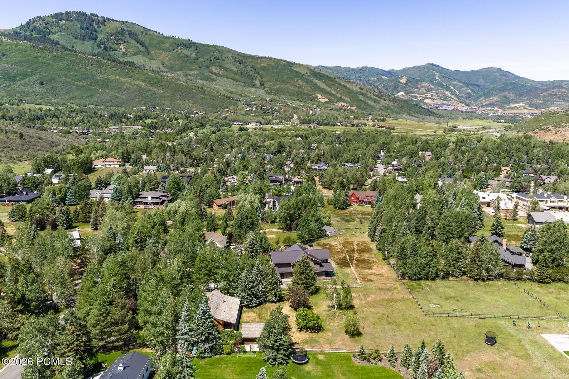1226 Moray Court