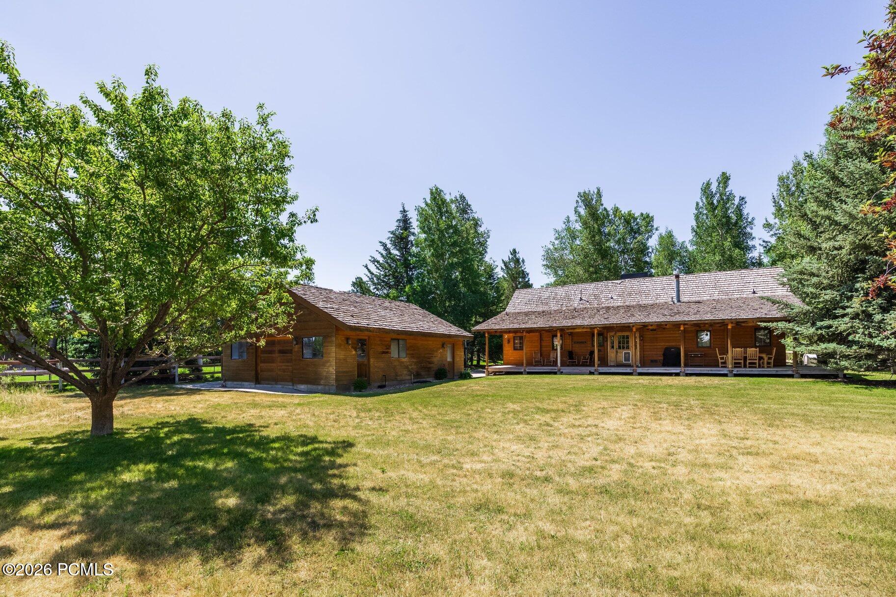 1226 Moray Court