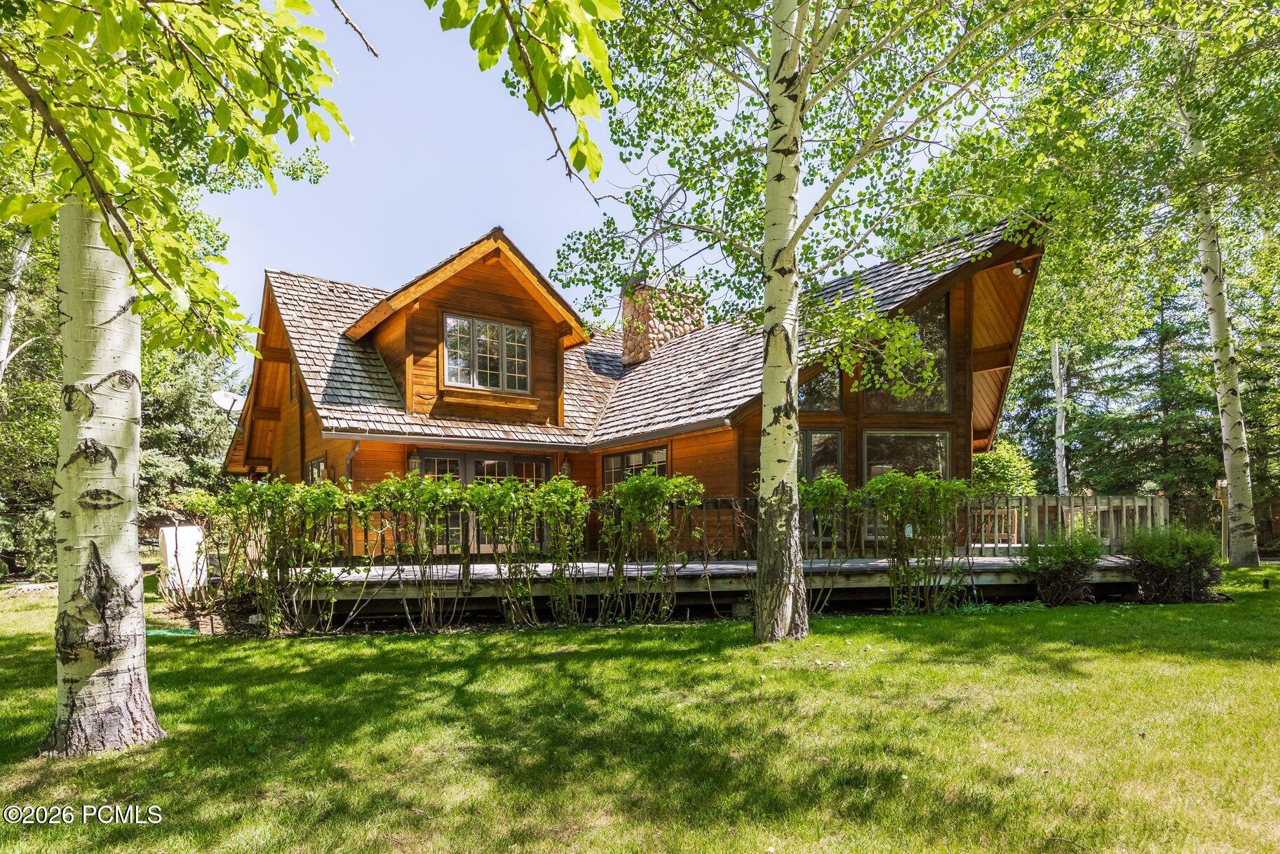 1226 Moray Court