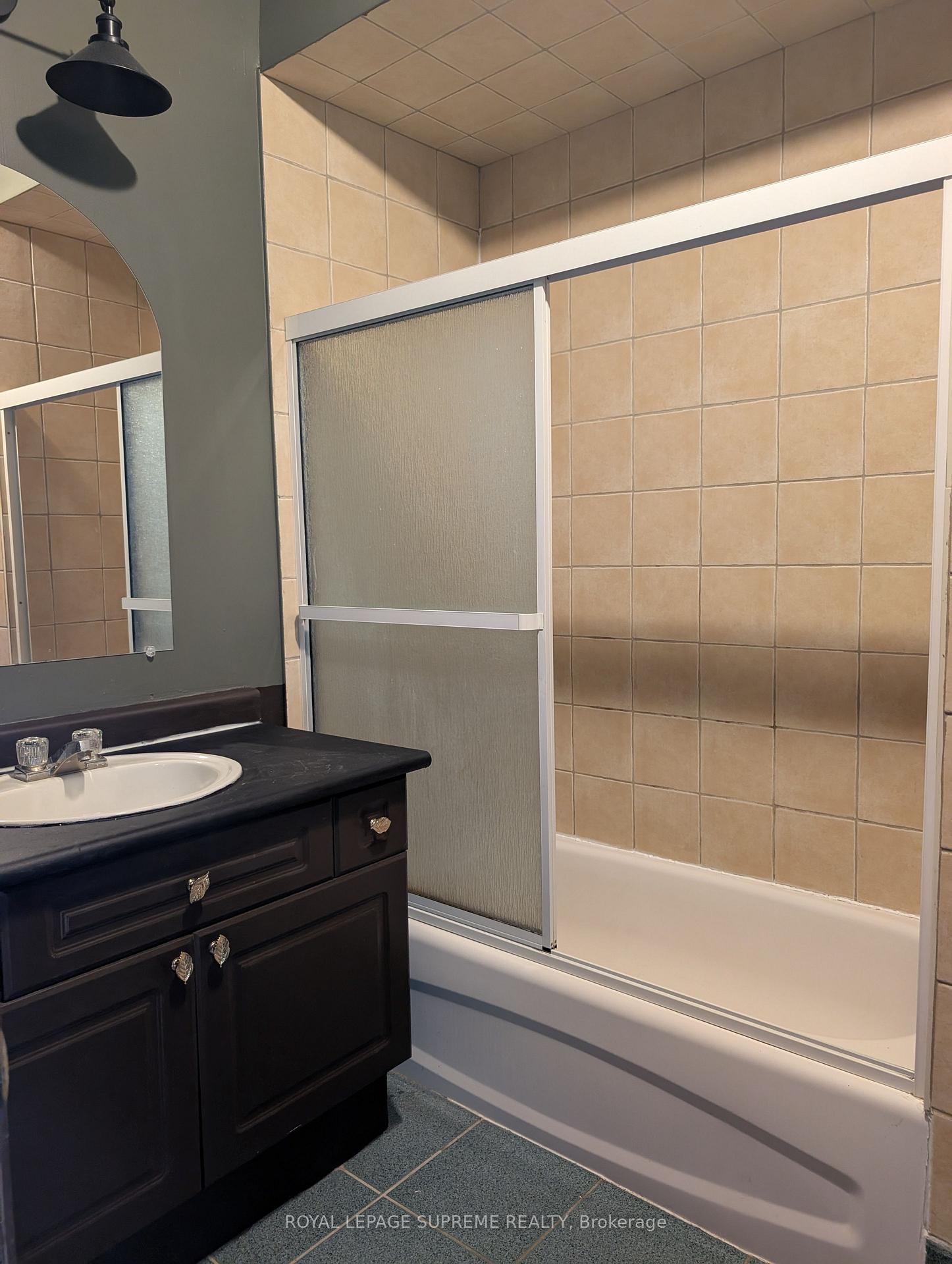 #2 - 1328 Dundas Street, Toronto Unit: 2