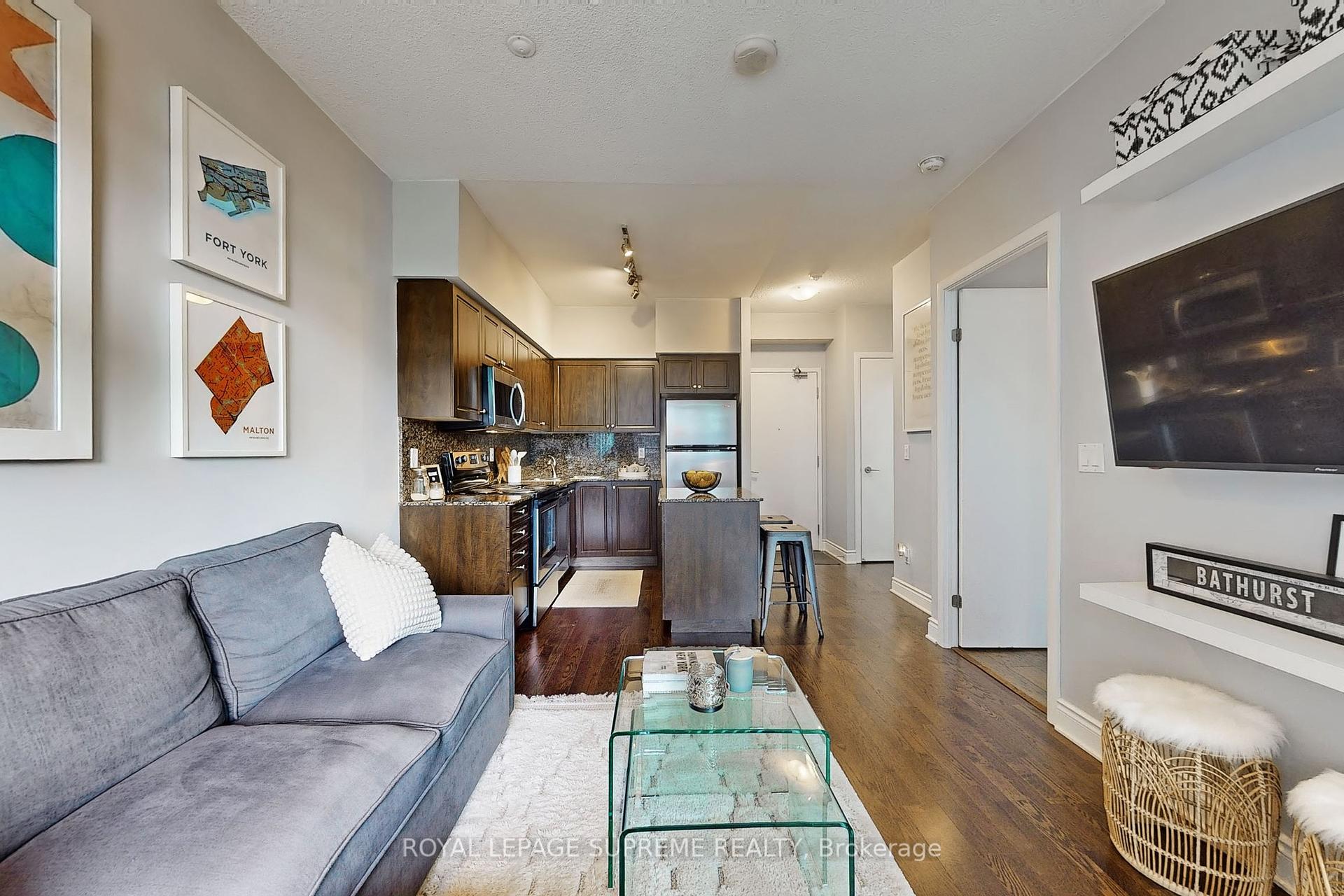 #314 - 215 Fort York Boulevard, Toronto Unit: 314