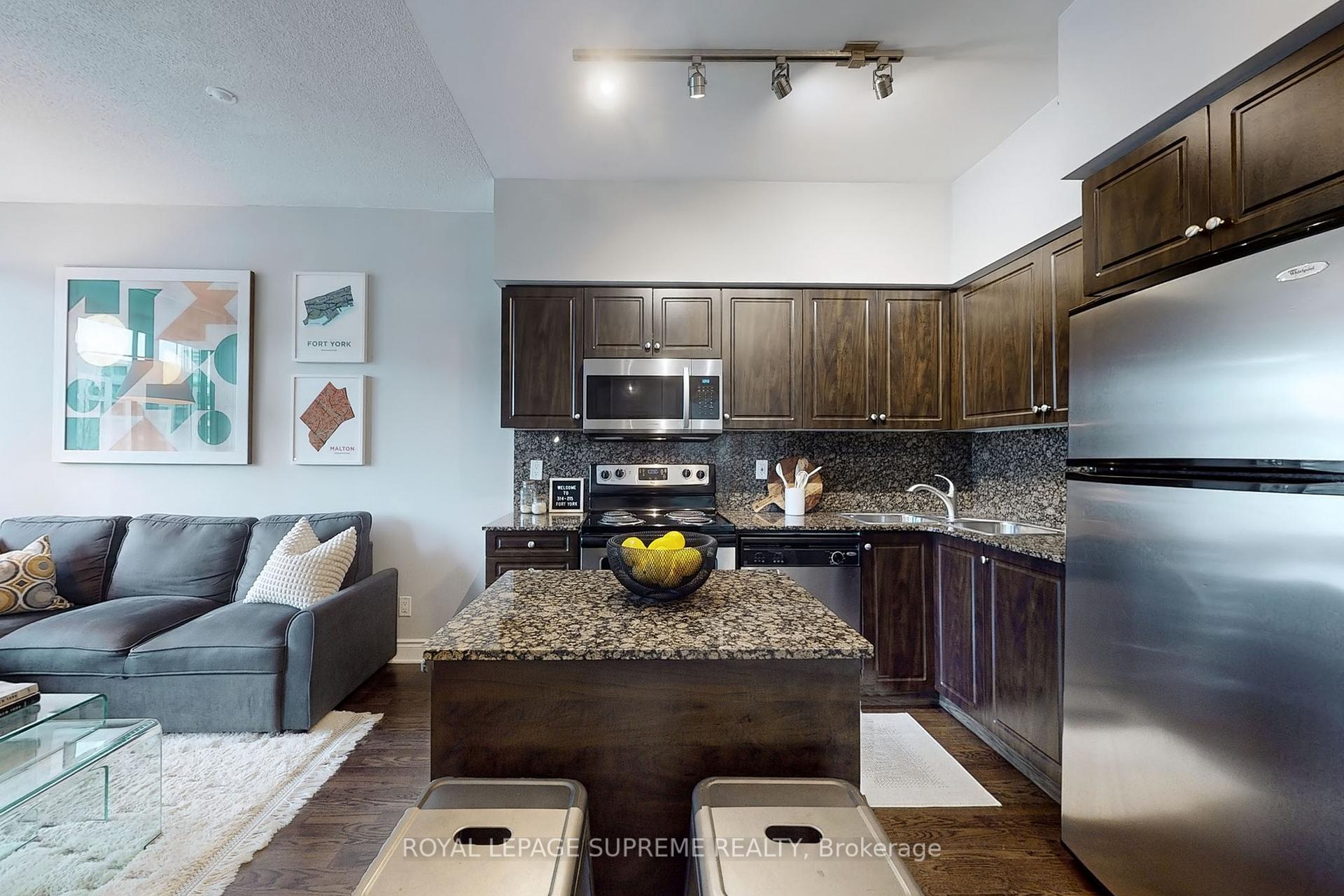 #314 - 215 Fort York Boulevard, Toronto Unit: 314