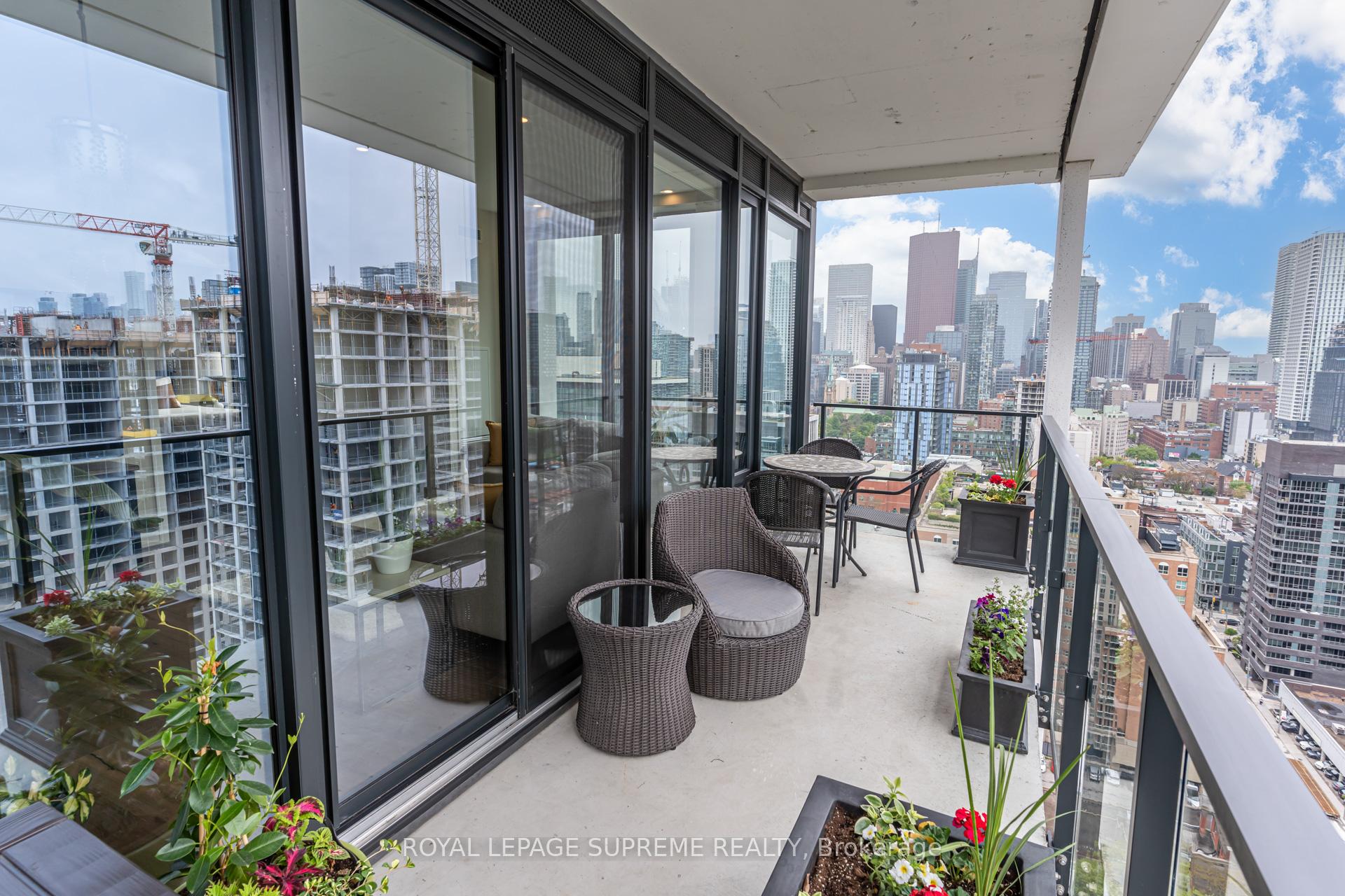 #2406 - 55 Ontario Street, Toronto Unit: 2406