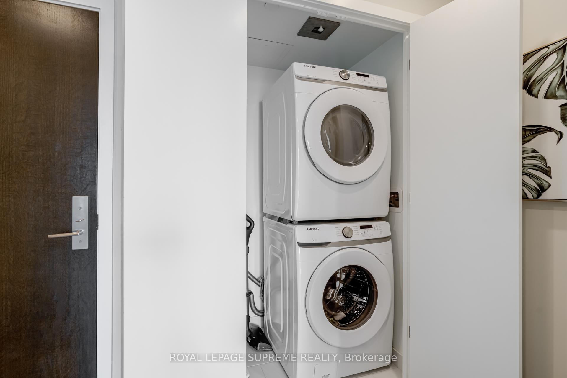 #2406 - 55 Ontario Street, Toronto Unit: 2406