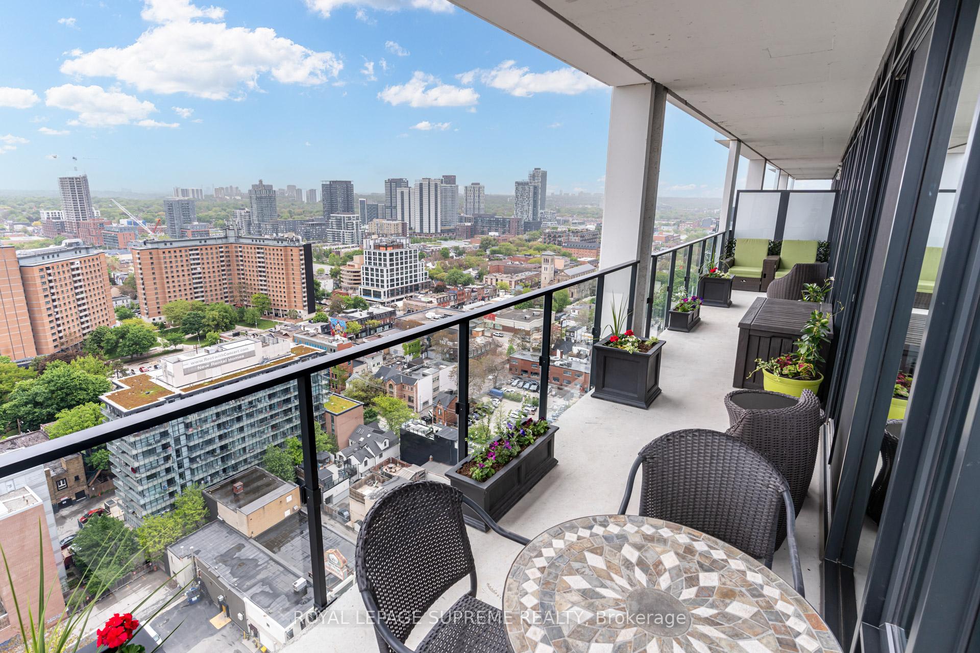 #2406 - 55 Ontario Street, Toronto Unit: 2406