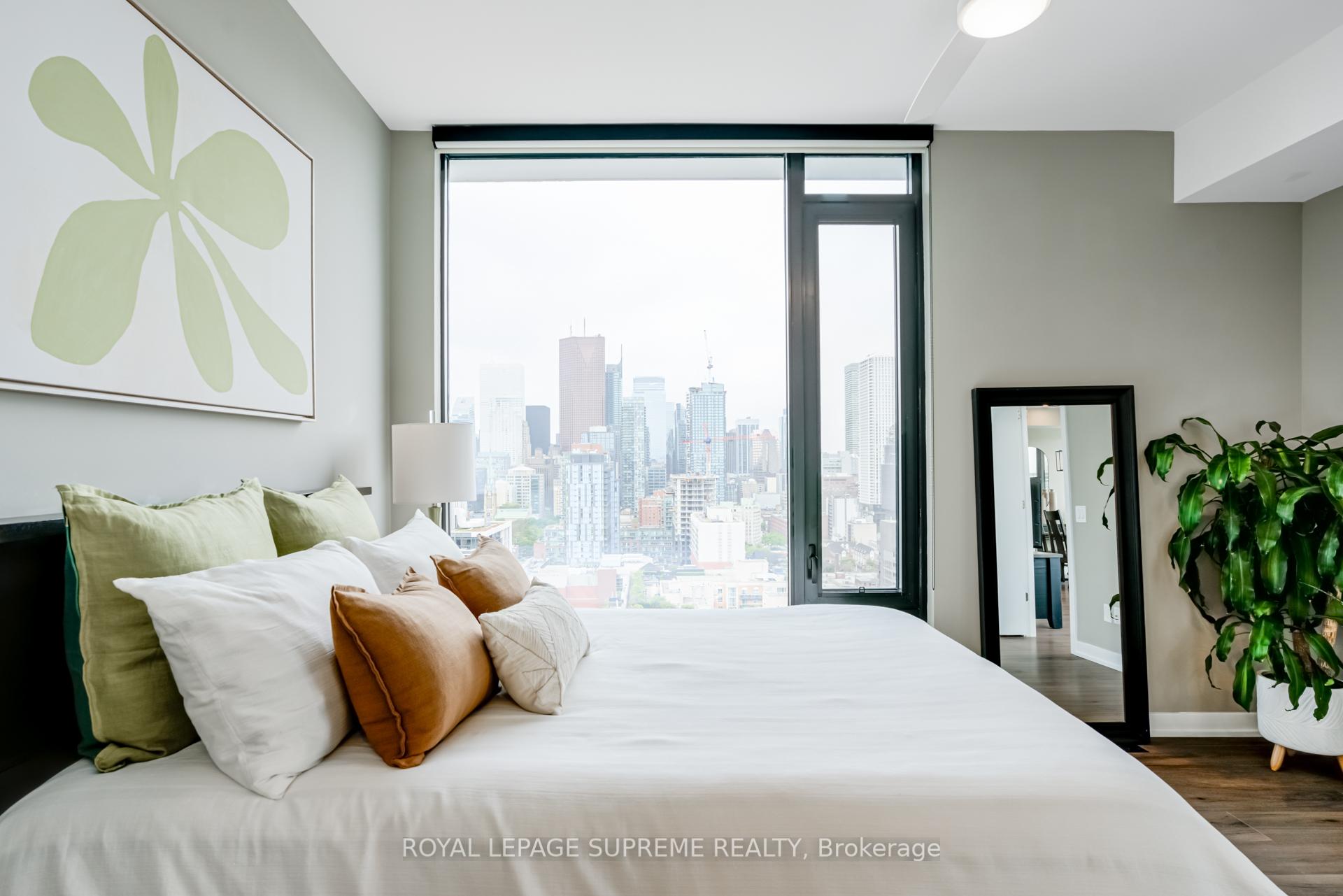 #2406 - 55 Ontario Street, Toronto Unit: 2406