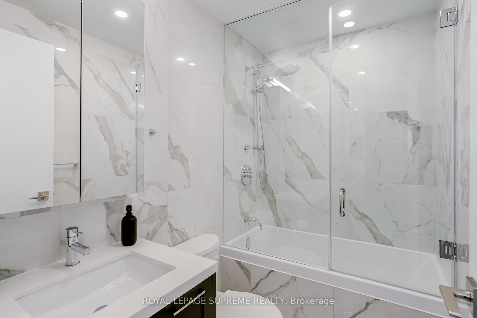 #2406 - 55 Ontario Street, Toronto Unit: 2406