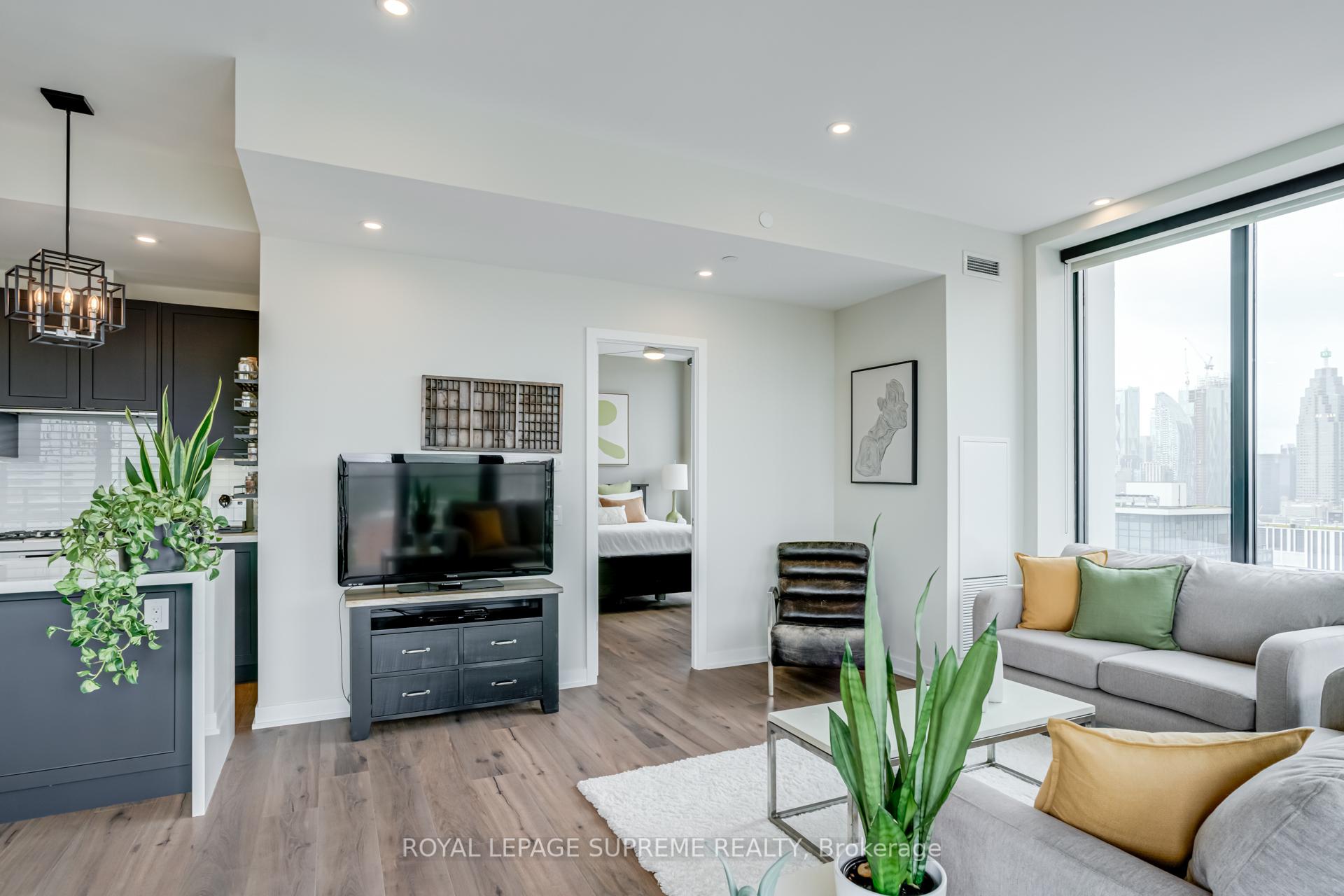 #2406 - 55 Ontario Street, Toronto Unit: 2406